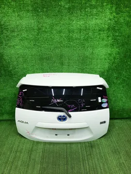 ДВЕРЬ ПЯТАЯ НА TOYOTA AQUA NHP10