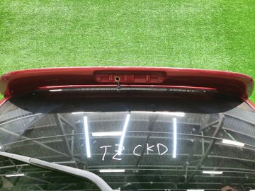 ДВЕРЬ ПЯТАЯ НА SUBARU FORESTER SG5