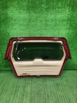 ДВЕРЬ ПЯТАЯ НА SUBARU FORESTER SG5