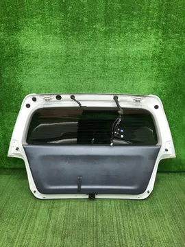 ДВЕРЬ ПЯТАЯ НА TOYOTA KLUGER V ACU25W