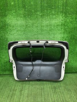 ДВЕРЬ ПЯТАЯ НА SUBARU LEVORG VM4