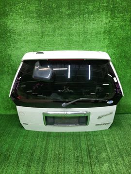 ДВЕРЬ ПЯТАЯ НА MITSUBISHI CHARIOT GRANDIS N84W