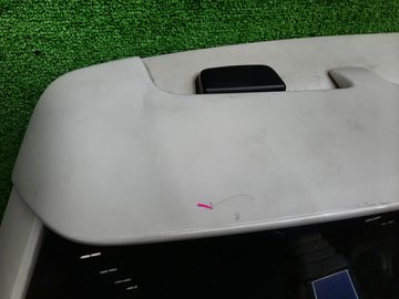 ДВЕРЬ ПЯТАЯ НА MITSUBISHI CHARIOT GRANDIS N84W