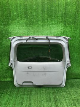 ДВЕРЬ ПЯТАЯ НА MAZDA MPV LWEW