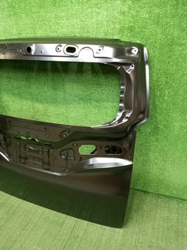 ДВЕРЬ ПЯТАЯ НА TOYOTA ALPHARD AAHH40W