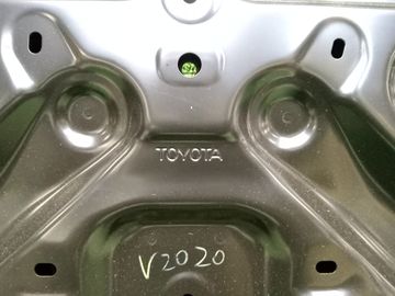 ДВЕРЬ ПЯТАЯ НА TOYOTA ALPHARD AAHH40W