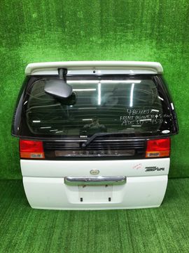 ДВЕРЬ ПЯТАЯ НА NISSAN ELGRAND AVWE50