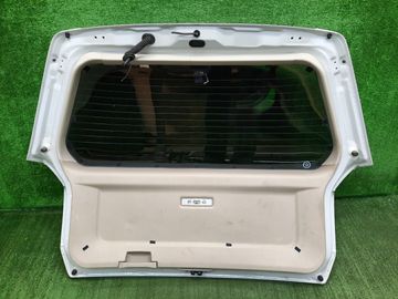 ДВЕРЬ ПЯТАЯ НА MITSUBISHI CHARIOT GRANDIS N84W