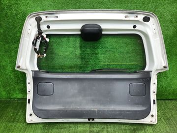 ДВЕРЬ ПЯТАЯ НА NISSAN WINGROAD Y11