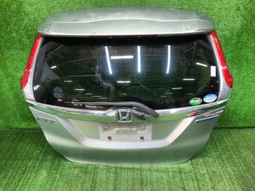 ДВЕРЬ ПЯТАЯ НА HONDA FIT GP5