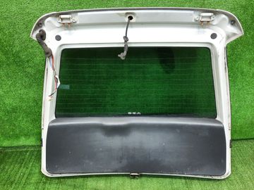 ДВЕРЬ ПЯТАЯ НА TOYOTA SPRINTER CARIB AE111G