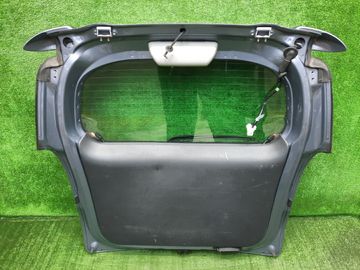 ДВЕРЬ ПЯТАЯ НА TOYOTA RACTIS NCP100