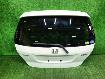 ДВЕРЬ ПЯТАЯ НА HONDA FIT GD3