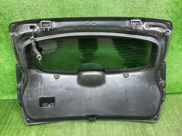 ДВЕРЬ ПЯТАЯ НА NISSAN DUALIS J10