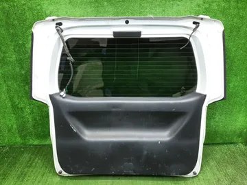 ДВЕРЬ ПЯТАЯ НА HONDA STEPWGN RK5