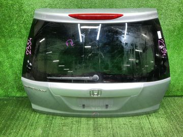 ДВЕРЬ ПЯТАЯ НА HONDA STREAM RN6