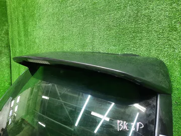 ДВЕРЬ ПЯТАЯ НА MAZDA AXELA BKEP