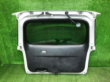 ДВЕРЬ ПЯТАЯ НА MAZDA MPV LW3W