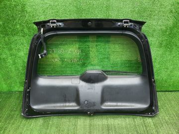 ДВЕРЬ ПЯТАЯ НА HONDA STREAM RN2