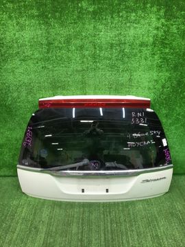 ДВЕРЬ ПЯТАЯ НА HONDA STREAM RN1