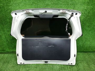 ДВЕРЬ ПЯТАЯ НА TOYOTA RACTIS NCP120