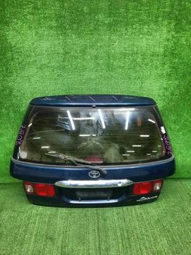 ДВЕРЬ ПЯТАЯ НА TOYOTA IPSUM SXM10G