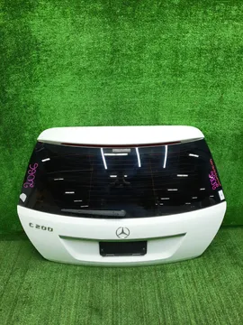 ДВЕРЬ ПЯТАЯ НА MERCEDES-BENZ C200 W204