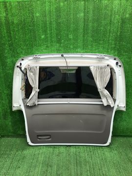 ДВЕРЬ ПЯТАЯ НА TOYOTA GRAND HIACE VCH16W