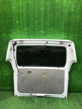 ДВЕРЬ ПЯТАЯ НА NISSAN SERENA C24