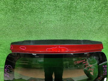 ДВЕРЬ ПЯТАЯ НА HONDA STREAM RN1