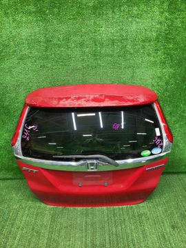 ДВЕРЬ ПЯТАЯ НА HONDA FIT GP5