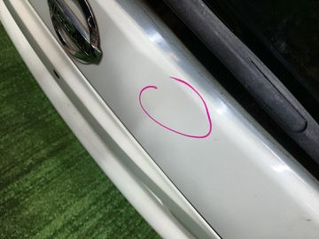ДВЕРЬ ПЯТАЯ НА NISSAN WINGROAD Y12