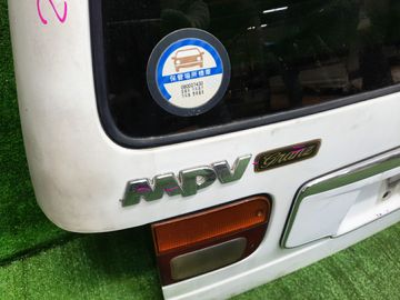 ДВЕРЬ ПЯТАЯ НА MAZDA MPV LVLR