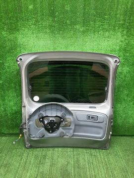 ДВЕРЬ ПЯТАЯ НА TOYOTA FUNCARGO NCP25