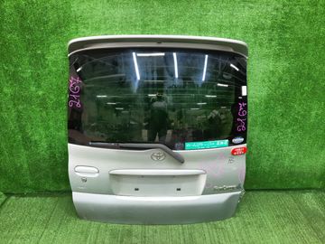 ДВЕРЬ ПЯТАЯ НА TOYOTA FUNCARGO NCP25