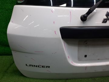 ДВЕРЬ ПЯТАЯ НА NISSAN AD Y12