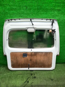 ДВЕРЬ ПЯТАЯ НА MAZDA BONGO BRAWNY SKE6V