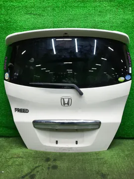 ДВЕРЬ ПЯТАЯ НА HONDA FREED GB3