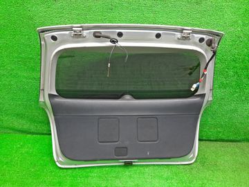 ДВЕРЬ ПЯТАЯ НА TOYOTA AVENSIS AZT250