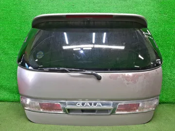 ДВЕРЬ ЗАДНЯЯ НА TOYOTA GAIA ACM10