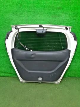 ДВЕРЬ ПЯТАЯ НА HONDA FREED GB3