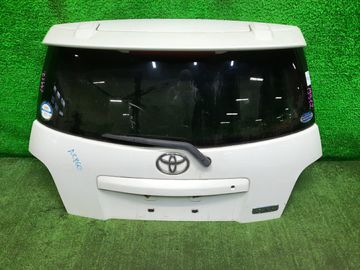 ДВЕРЬ ПЯТАЯ НА TOYOTA IST NCP60