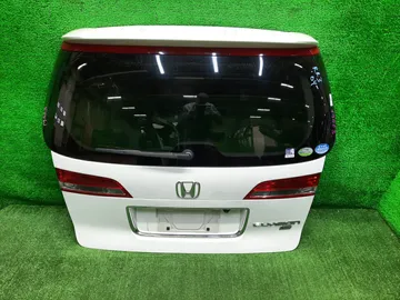 ДВЕРЬ ПЯТАЯ НА HONDA ELYSION RR1