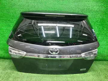 ДВЕРЬ ПЯТАЯ НА TOYOTA WISH ZGE20