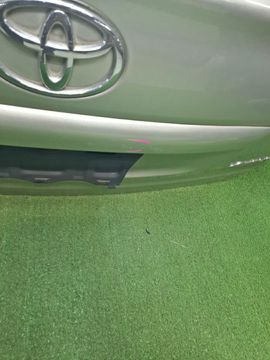 ДВЕРЬ ПЯТАЯ НА TOYOTA AVENSIS AZT250