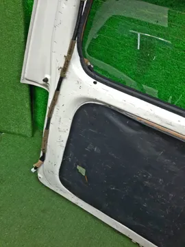 ДВЕРЬ ПЯТАЯ НА TOYOTA LITE ACE S402M