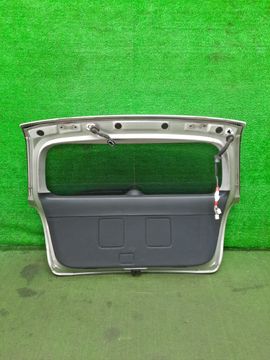 ДВЕРЬ ПЯТАЯ НА TOYOTA AVENSIS AZT251