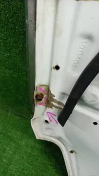 КАПОТ НА TOYOTA COROLLA NZE121