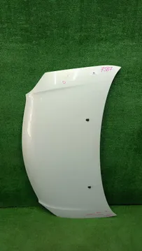 КАПОТ НА TOYOTA IST NCP60
