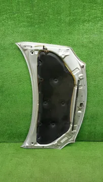 КАПОТ НА TOYOTA IST NCP60